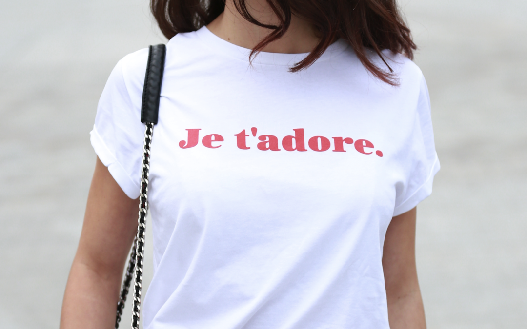 Accessoires EVJF et tee-shirts EVJF : JE T’ADORE, la marque tendance